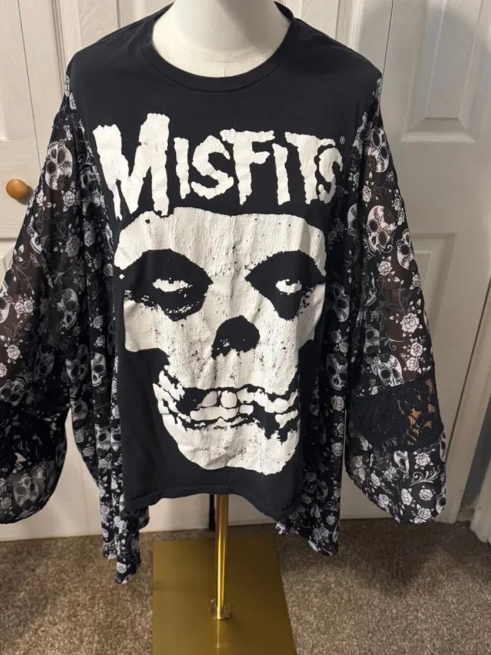 Misfits Upcycled Graphic T-shirt with Flowy Skull Print Sleeves - OSFM